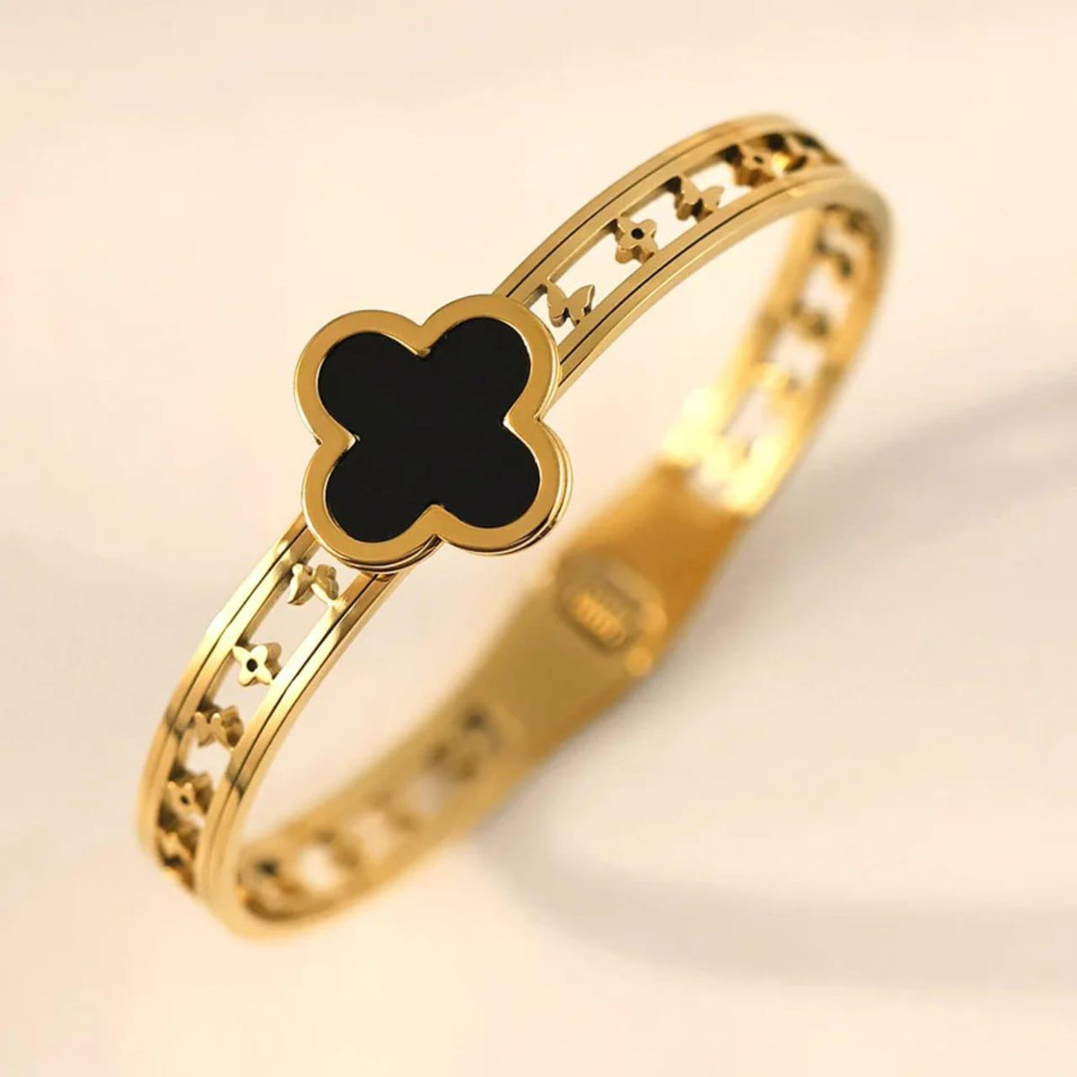 The Single Hinged Clover Bangle (Multiple Colors)
