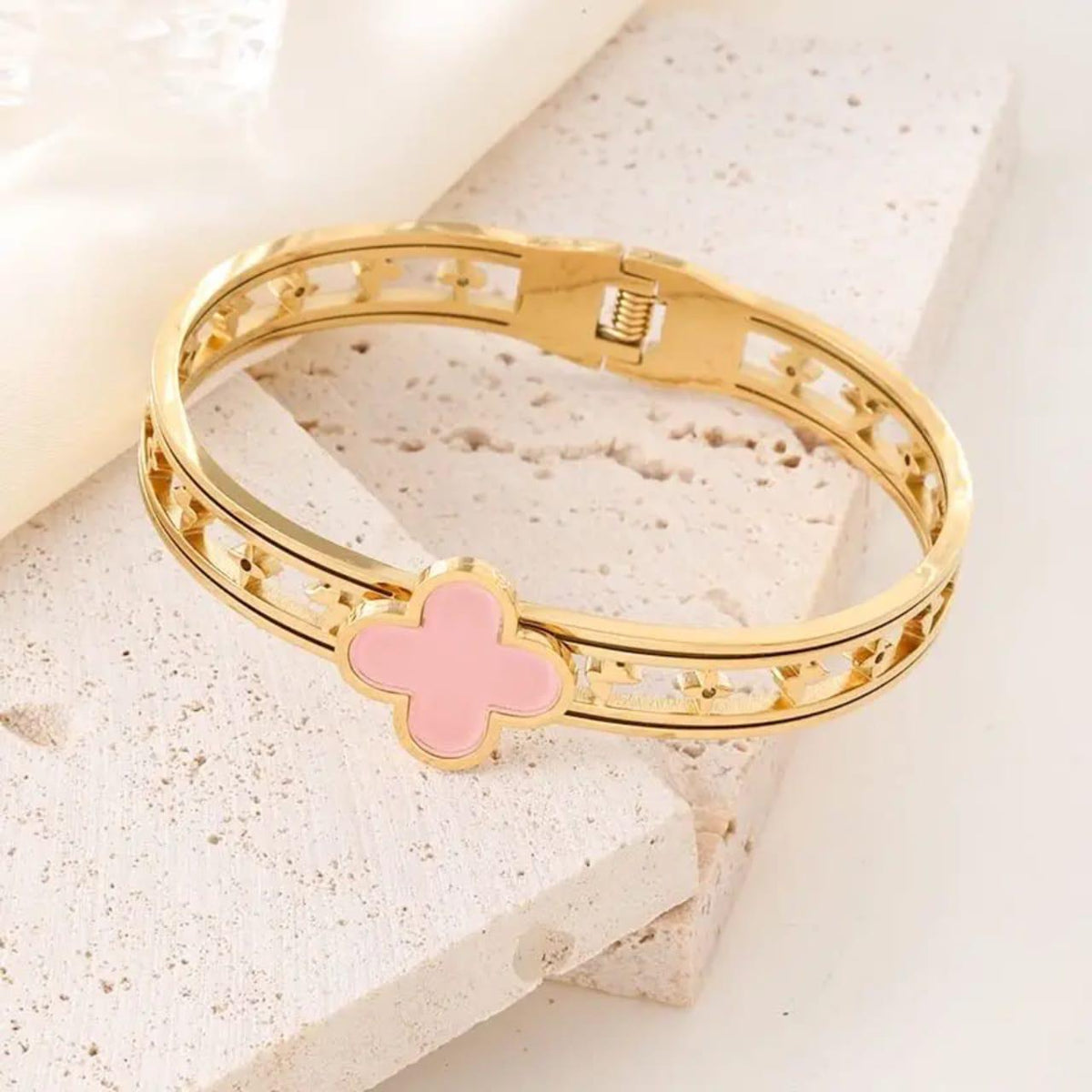The Single Hinged Clover Bangle (Multiple Colors)