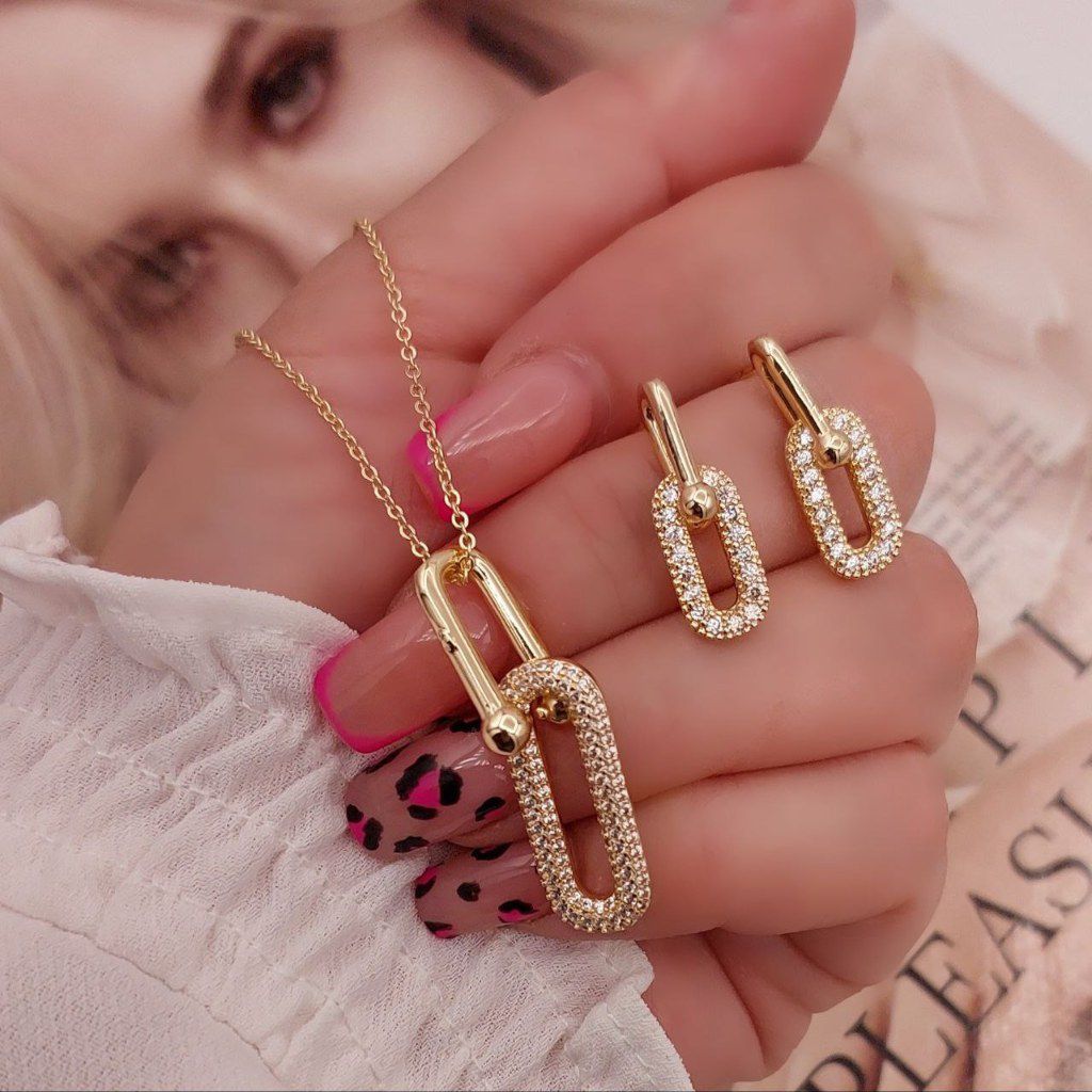 Tiffany Chain Set