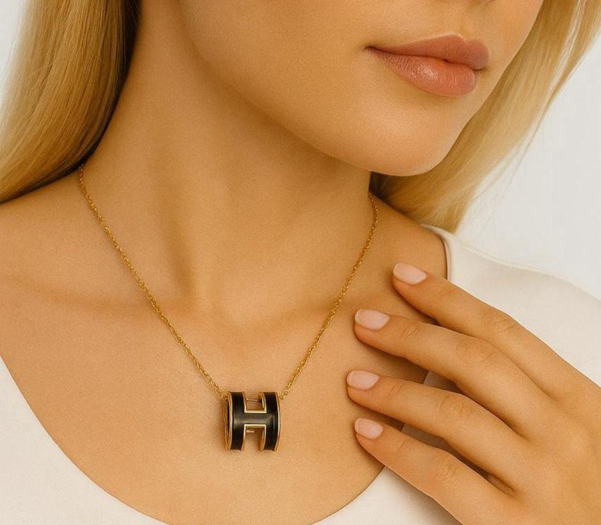 Mini Pop H Pendant