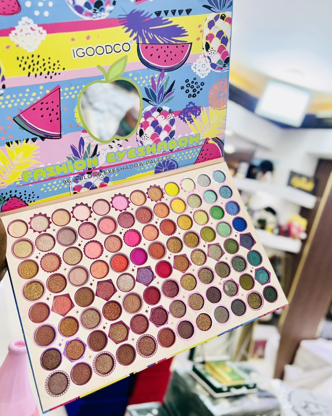 IGOODCO Fashion Eyeshadow Palette – 96 Colors