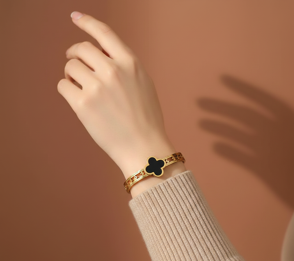 The Single Hinged Clover Bangle (Multiple Colors)