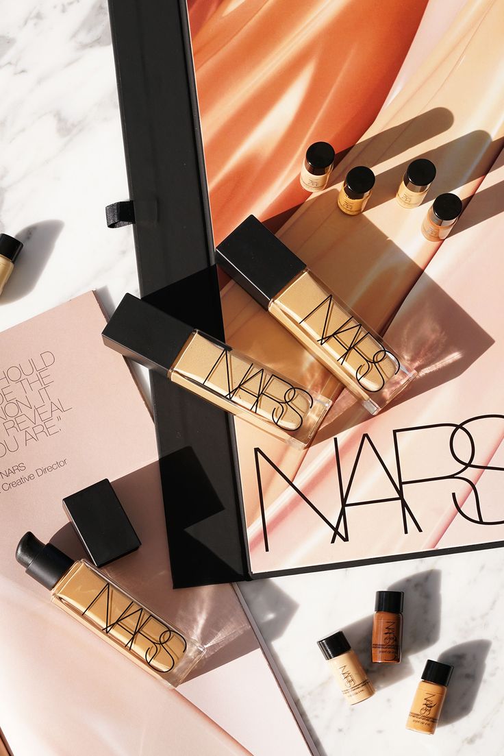 NARS All Day Luminous Weightless Foundation