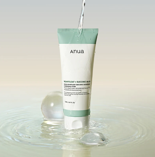 Anua Heartleaf Succinic Acid Cleansing Foam