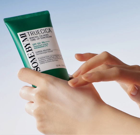 SOME BY MI Truecica Mineral Calming Tone-Up Suncream SPF50+ PA++++