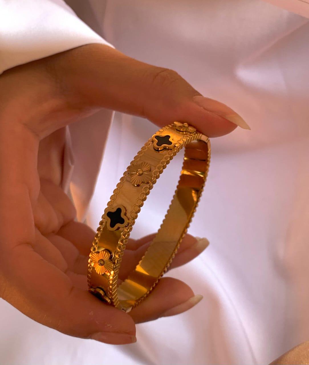 The Lucky Charm Stackable Bangle